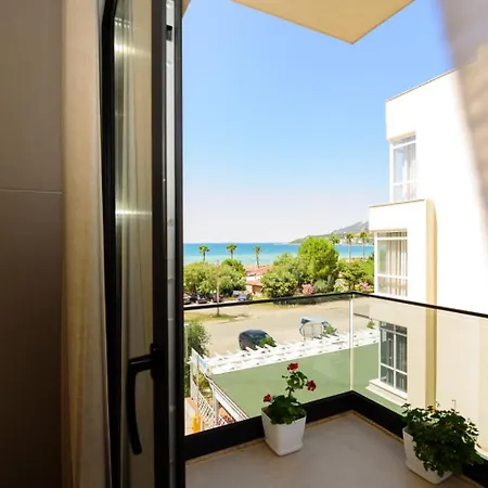 Seaside Serenity - Tirana Radhime Апартаменты Влёра