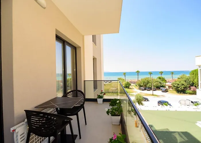 Seaside Serenity - Tirana Radhime Apartamento *